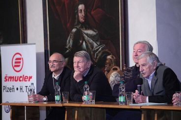 Původní tvůrci, zleva: Ladislav Gerendáš, Josef Dvořák, Jiří Lábus a Josef Vondráček.