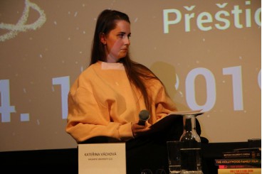Kateřina Váchová (Masarykova univerzita v Brně) uvedla přednášku Noela Browna.